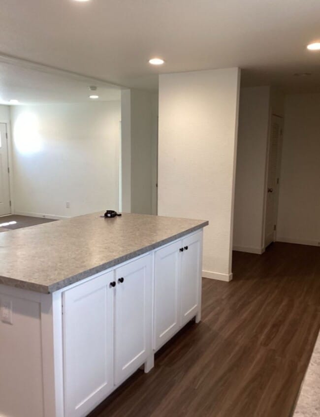 Building Photo - 818 S 4575 W