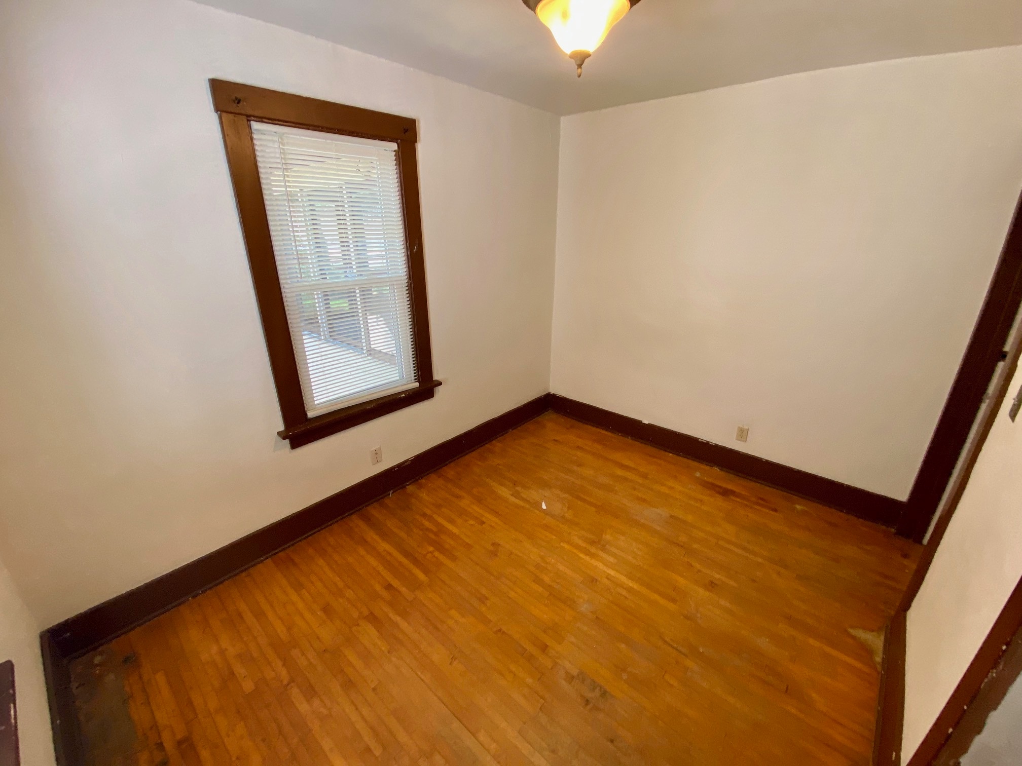 Building Photo - 780 Hillview Ave