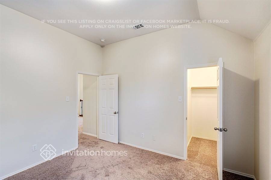 Building Photo - 9917 Lamberton Terrace