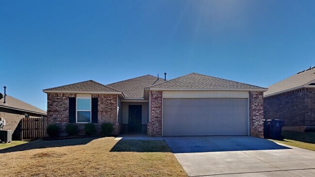 Building Photo - Very Nice 3 Bedroom House in Yukon Schools