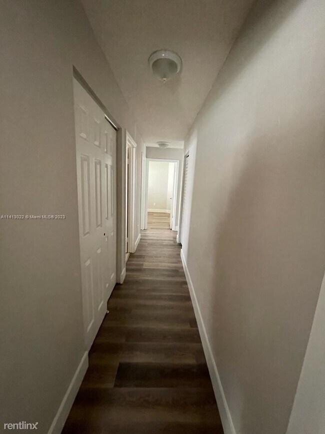 Building Photo - 3 br, 2 bath House - 1201 NW 170th Ave