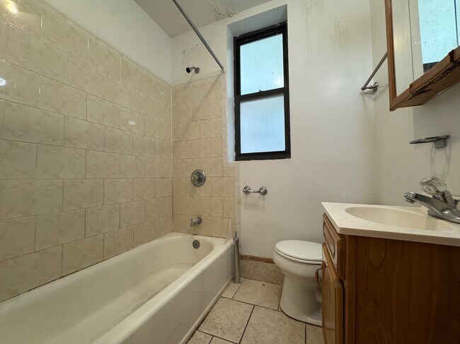 Floorplan - 3135 Broadway