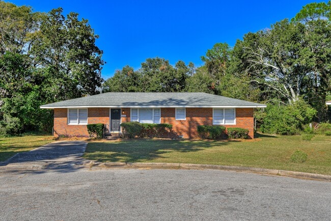 Building Photo - 2618 Providence Ct