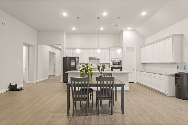 Building Photo - 10943 Water Hyssop Ln