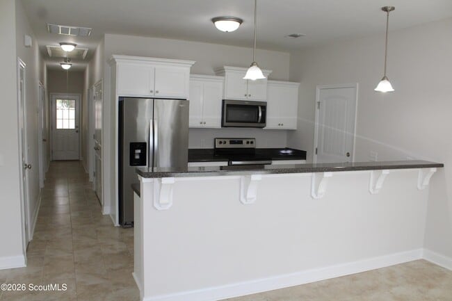 Building Photo - 282 Bridgewater Ln