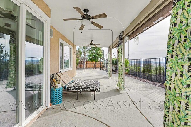 Building Photo - Stunning 5 Bed/3 Bath Home with Pool in Menifee!