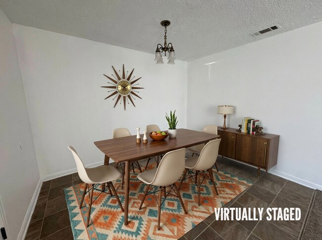 Building Photo - 2-Bedroom Duplex for Rent in Killeen - *Save $125/Month!*