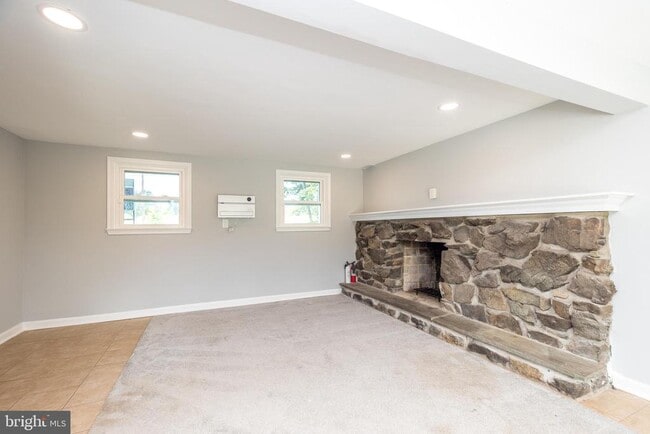 Building Photo - 402 Layfield Rd