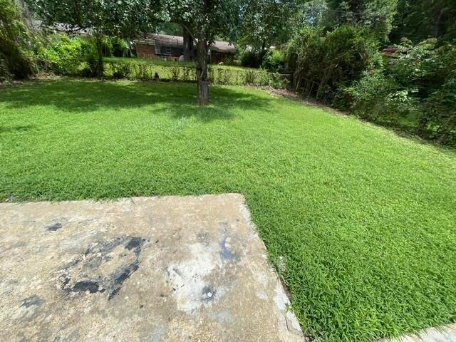 Building Photo - 3270 Frayser View Dr