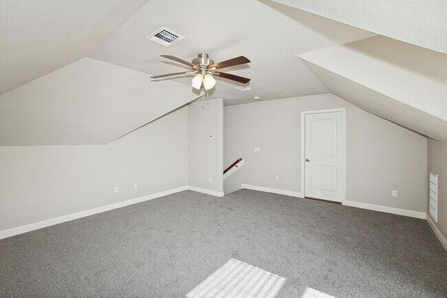 Building Photo - 15101 Helium Rd