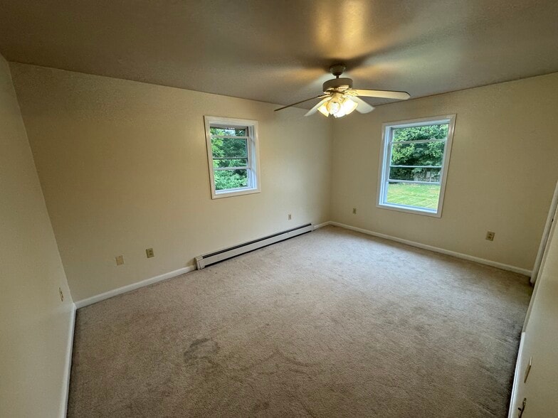 Building Photo - 124 Lincoln St