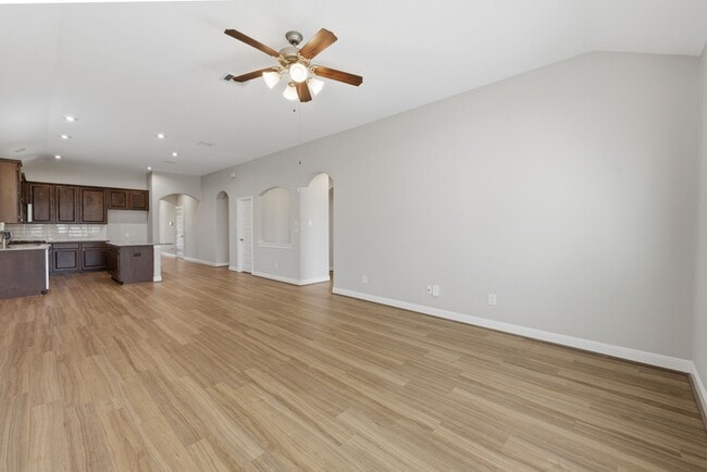 Building Photo - 24230 Prairie Glen Ln