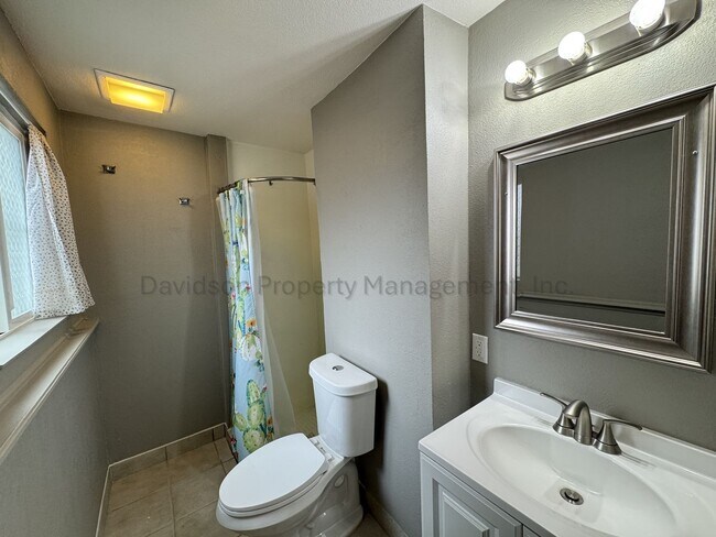 Building Photo - 4470 Monica Dr