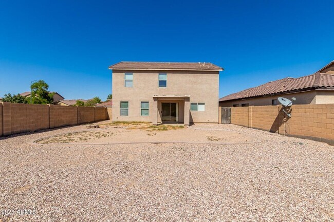 Building Photo - Spacious 3 bed, 2.5 bath in Maricopa