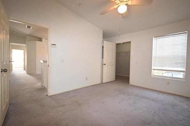 Building Photo - 36113 Deer Creek Dr