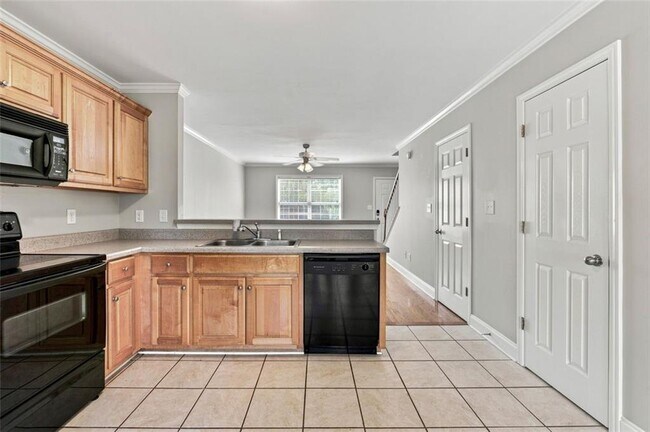 Building Photo - 105 Whitehead Rd