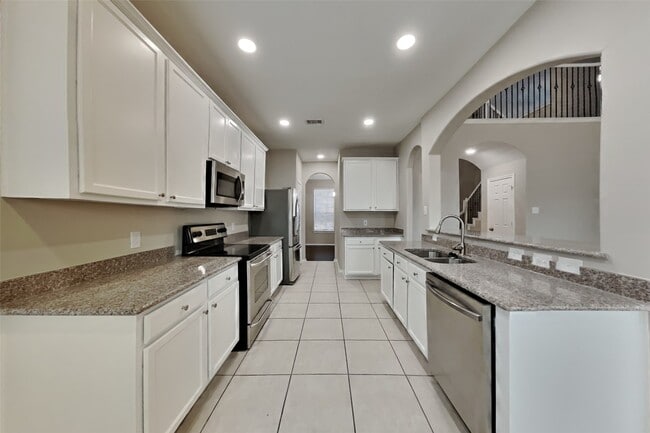 Building Photo - 17610 Bryce Manor Ln
