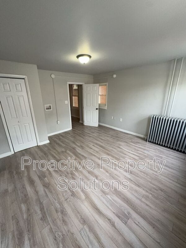 Building Photo - 209 Cattell St