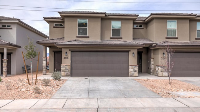 Building Photo - Pet Friendly: 3 Bedroom Fossil Hills Townhome With 2 Car Garage