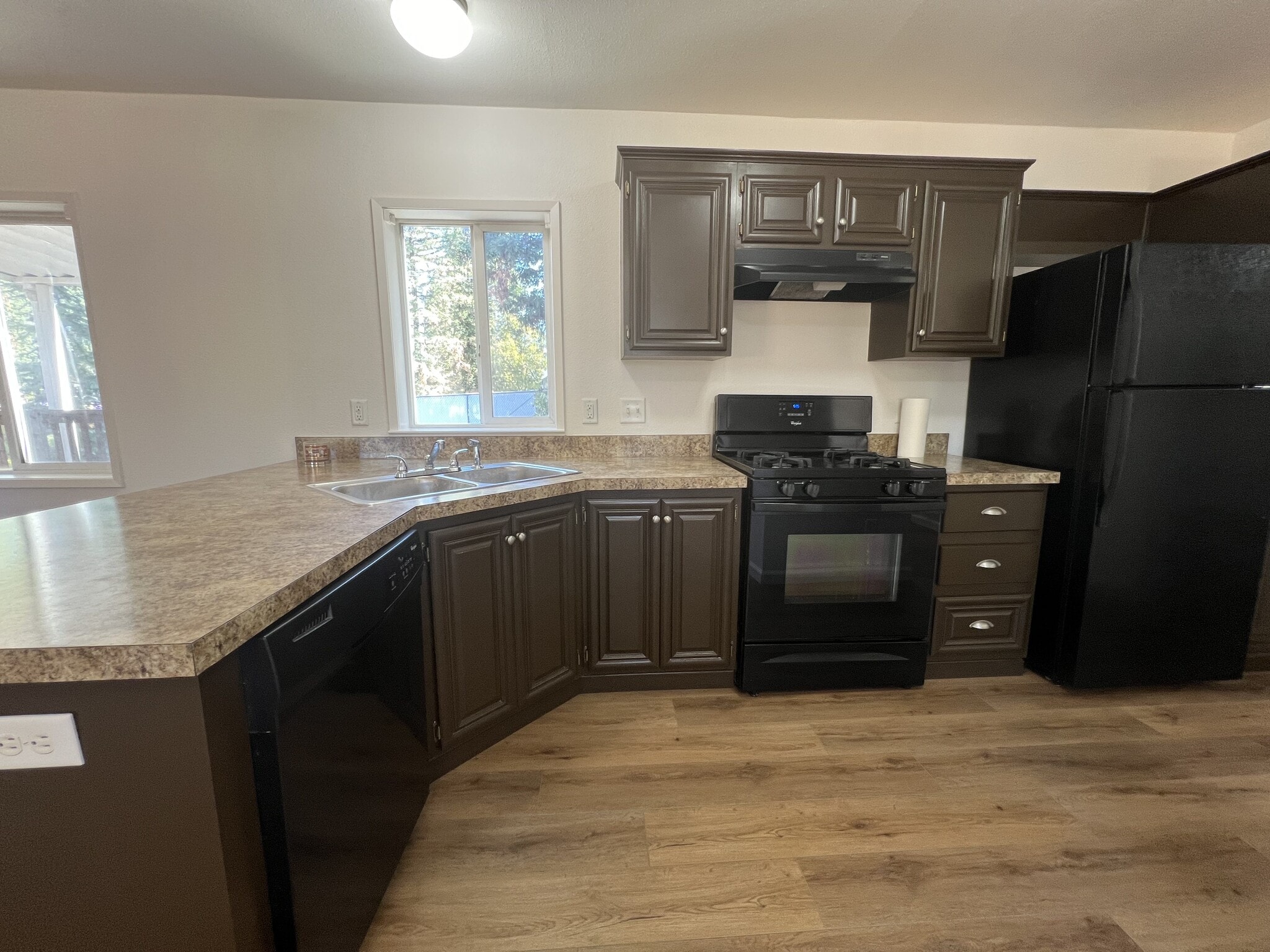 Building Photo - 8183 Wachtel Way