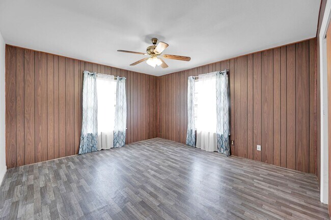 Building Photo - Charming Home in Central McAllen!