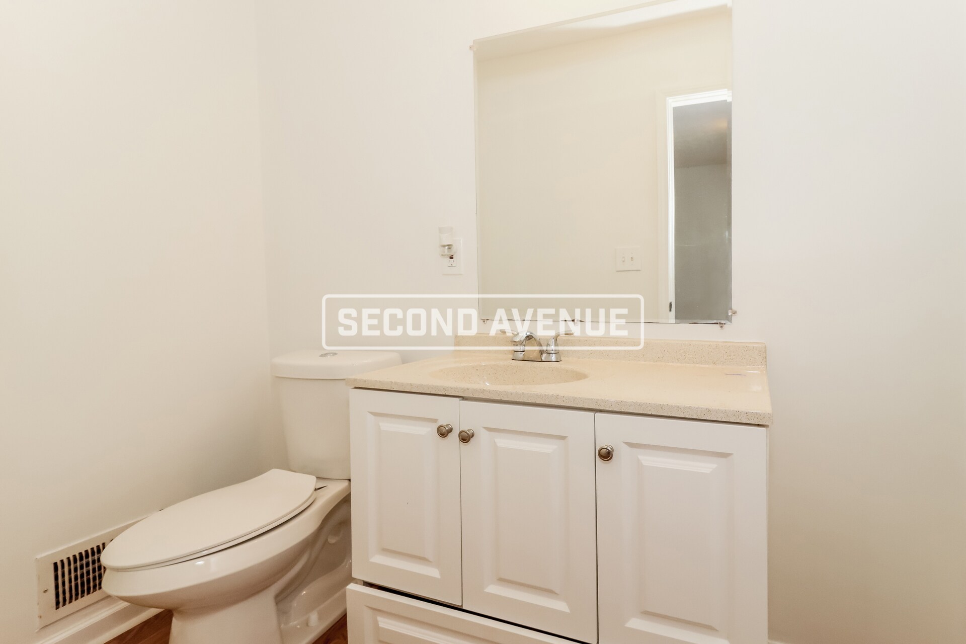 Building Photo - 1406 High Meadow Dr