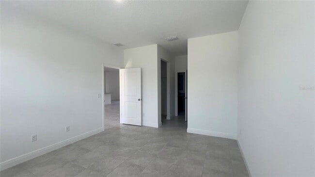Building Photo - 16390 SW 17th Terr Rd