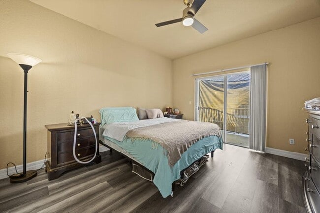 Building Photo - 3128 Grandiflora Dr