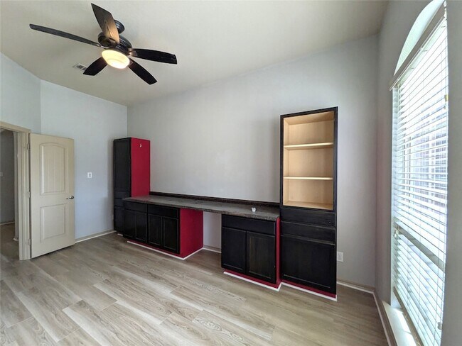 Building Photo - 14013 Zippo Way