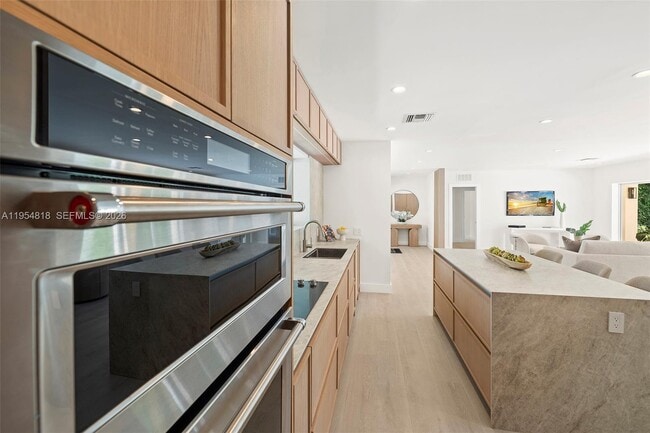 Building Photo - 7460 SW 126th St