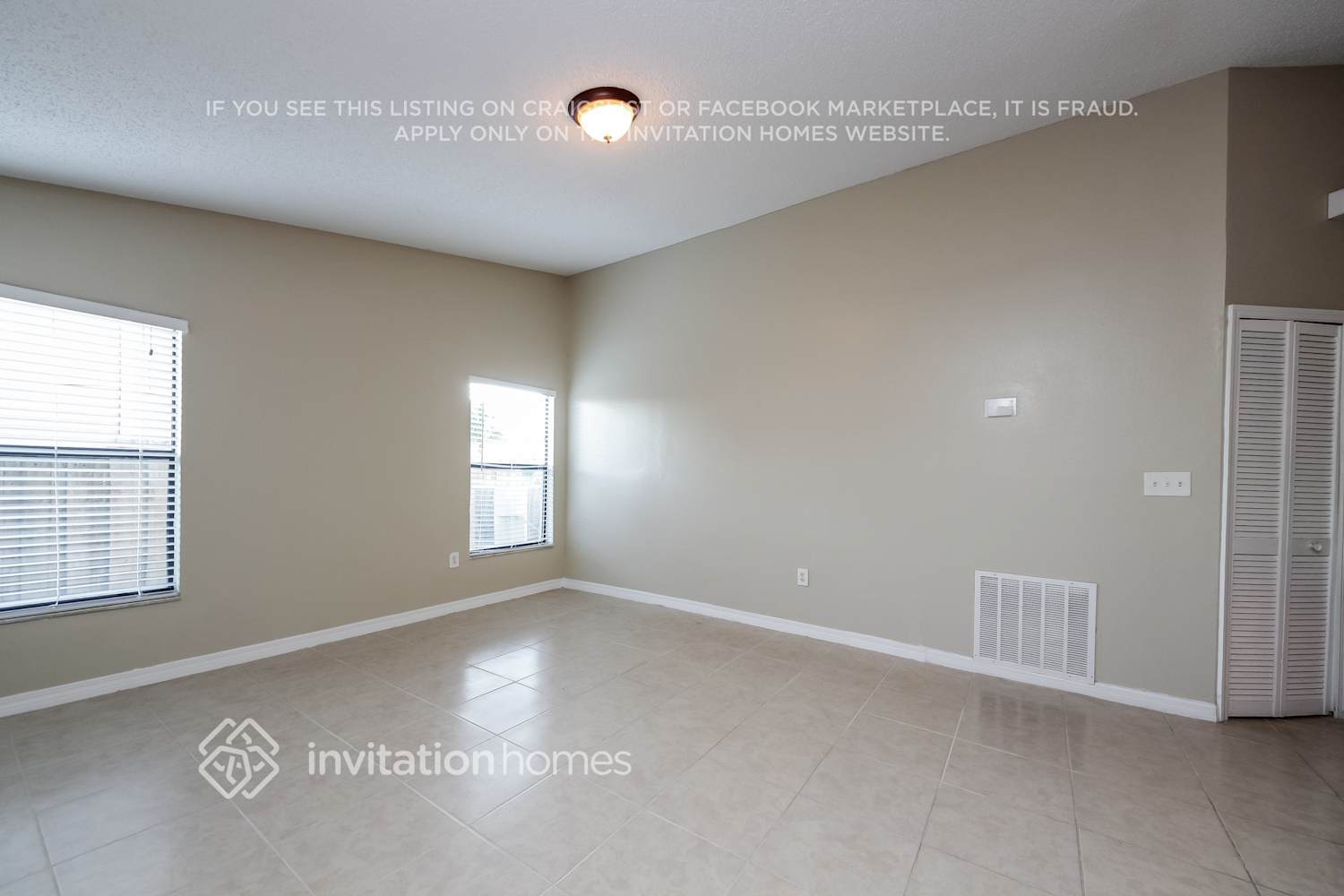 Building Photo - 138 Barrington Dr