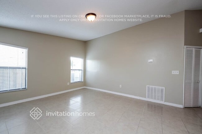 Building Photo - 138 Barrington Dr