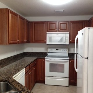 Building Photo - TOWNHOME  West St. Petersburg,  3 Bedrooms, 2.5  Bathrooms, 2 Car Garage.  I