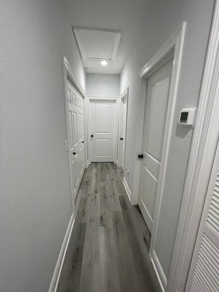 Building Photo - 1703 Sound Haven Ct