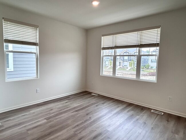 Building Photo - 2117 Yellowstone Blvd