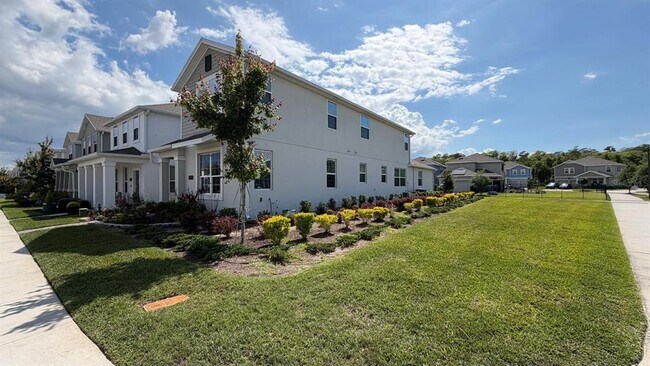 Building Photo - 11200 Listening Dr