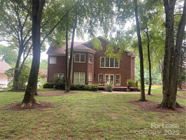 Building Photo - 8730 Devonshire Dr