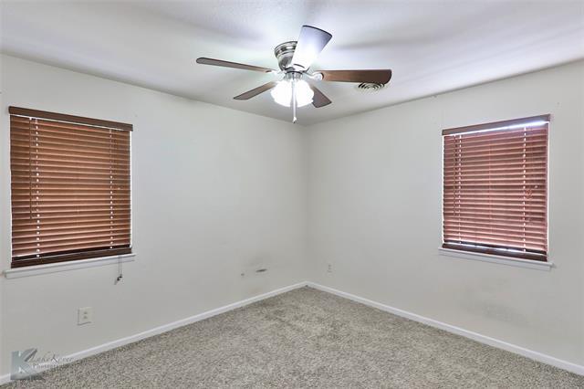 Building Photo - 2610 S 39th St