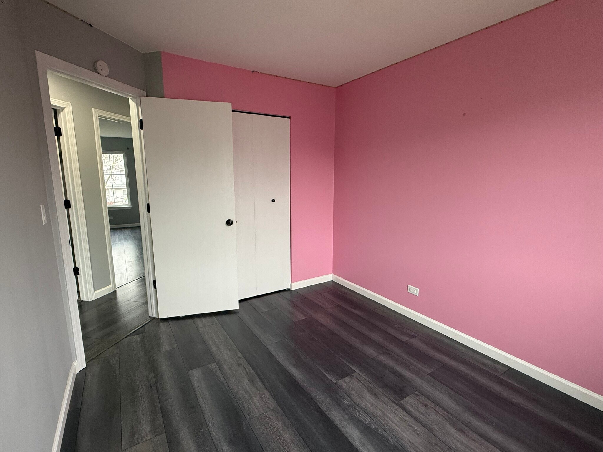 Building Photo - 229 Pembrook Ct