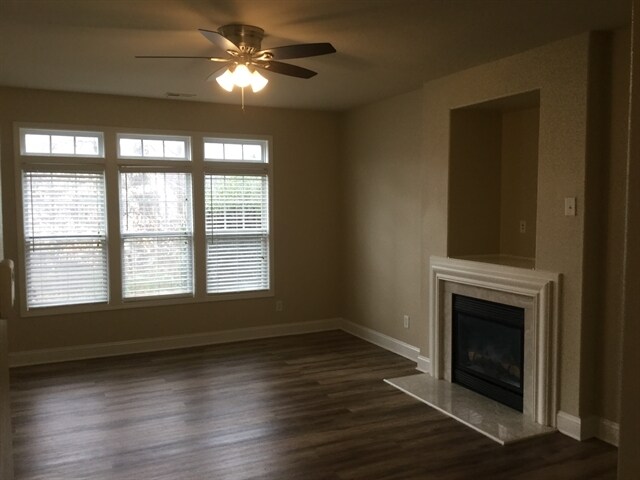 Building Photo - 9815 Waltham Ct