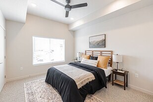 Building Photo - Riverwalk Apartments