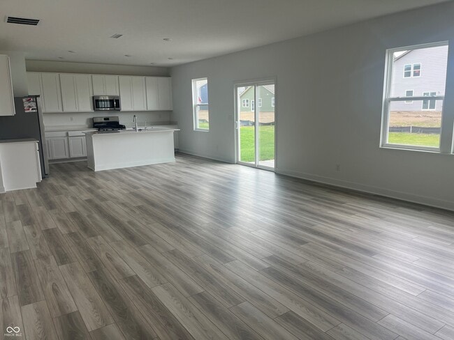 Building Photo - 6958 Bauer Crk Dr
