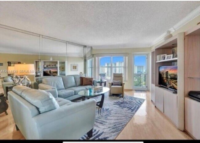 Building Photo - 3700 Galt Ocean Dr