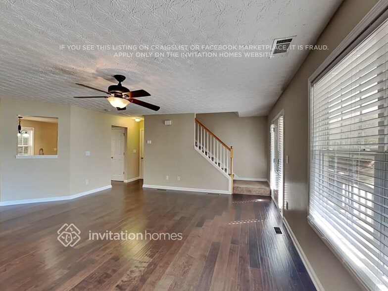 Building Photo - 2585 Hidden Creek Dr SW