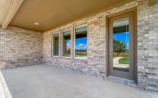 Building Photo - 3522 Gore Creek Dr
