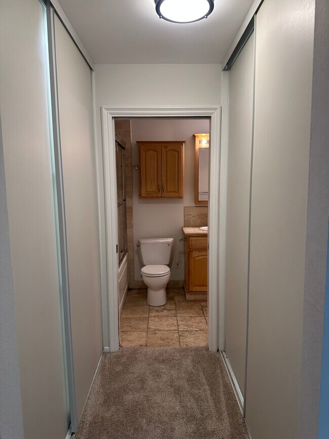 Building Photo - 7060 Shoup Ave