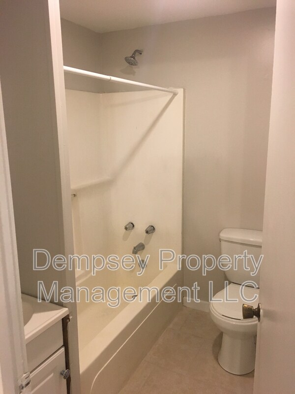 Building Photo - 3416 6th St