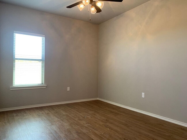 Building Photo - 1223 Preston Trails