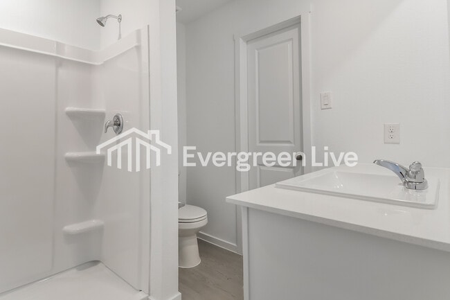 Building Photo - 2012 Belgian Dr