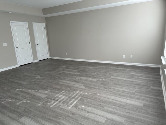 Building Photo - 48 Bellasera Wy